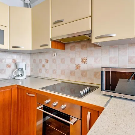 Comfort In Peaceful Area - With Garden *