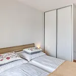 Comfort In Peaceful Area - With Garden Apartamento *