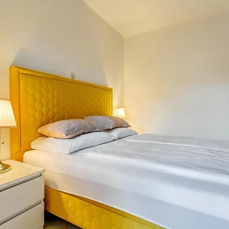 Comfort In Peaceful Area - With Garden