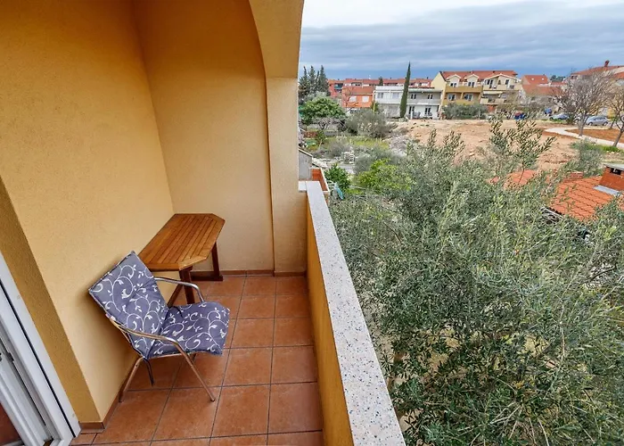 Daire Comfort In Peaceful Area - With Garden