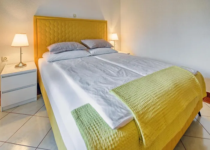 Comfort In Peaceful Area - With Garden